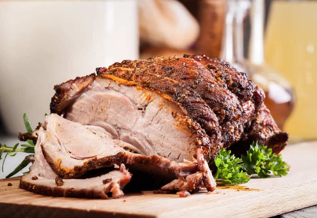 Karkówka pieczona w sosie (350g +sos)