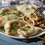 Pierogi z kapustą i grzybami (10szt)