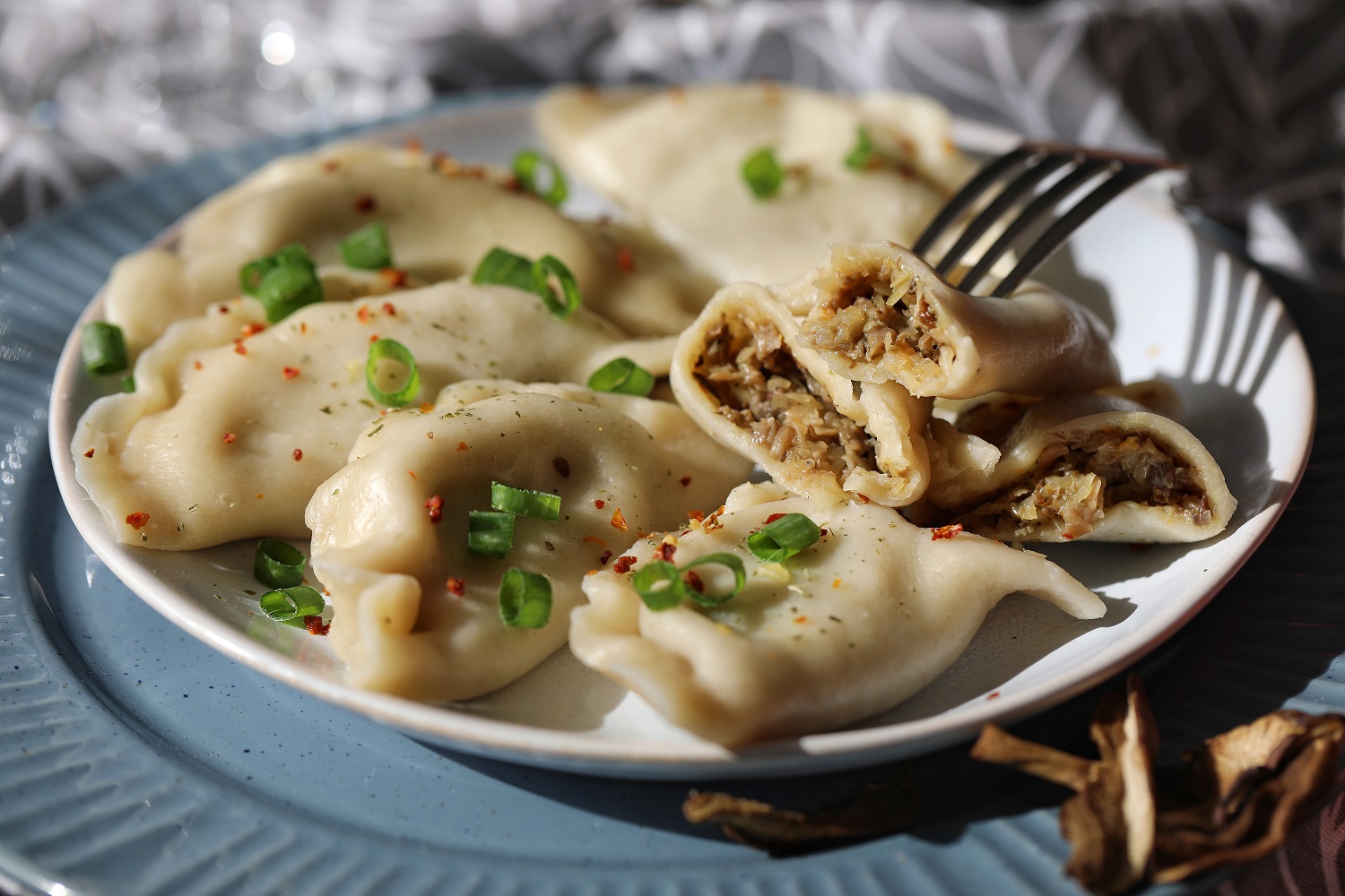 Pierogi z kapustą i grzybami (10szt)