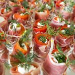 Papryka faszerowana serkiem ricotta w szynce szwrcwaldzkiej (3szt)